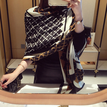 Little Slip Home 2022 Spring Summer New Advanced Elegant Brown Tourist Sunscreen Shawl Silk Scarves Cotton Scarlet Cotton Scarves