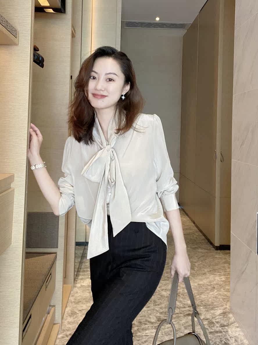 Mudge's Shop French Romantic Elegant 14 Momme Crepe Chine Silk Tie Shirt Mulberry Silk Long Sleeves