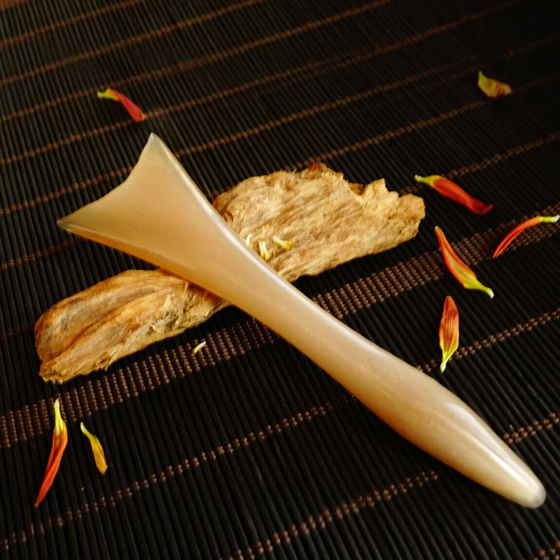 Facial massage stick to nasolabial folds Massage stick White water horn massage stick Handmade