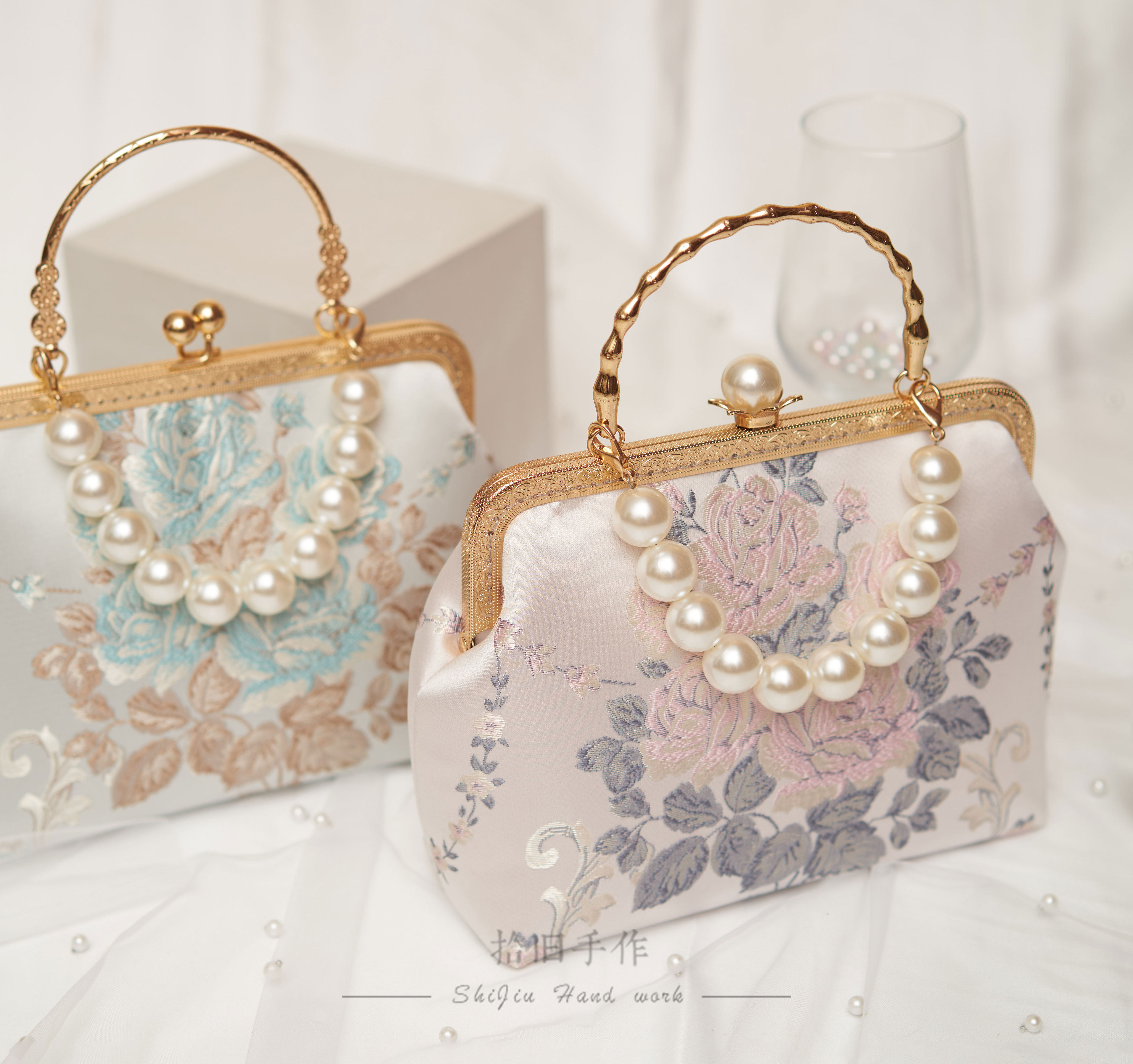 Original Handmade Beautiful Embroidery Antique Pearl Handbag Fairy Ladies Court Style Lolita Tea Party Bag