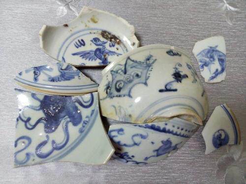 Rare animal series group Erqing flower ancient porcelain sheet Monolithic Porcelain Antique specimen Pareal bag old porcelain Porcelain Bowl