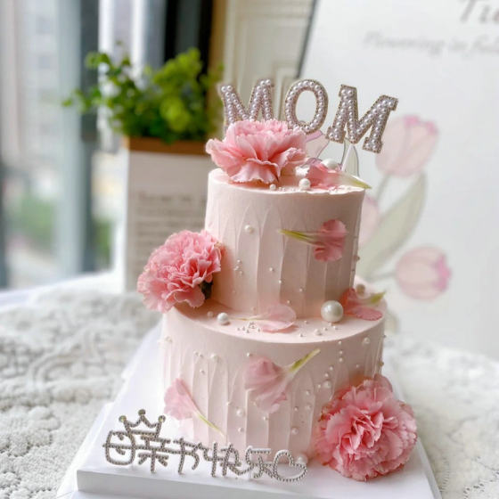 2025感恩妈妈母亲节烘焙蛋糕装饰康乃馨花朵摆件珍珠MOM皇冠插件