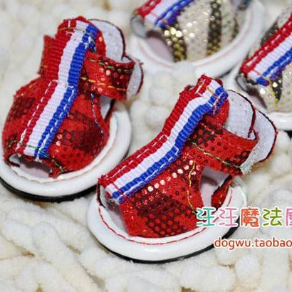 Pet shoes, dog shoes, non-slip shoes, new breathable sandals, easy to wear and not easy to fall off, two colors