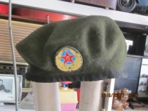 Green mud beret can be used as a collection of decorations and as film and television props