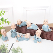Creative Minima Modern Chinese Small Monk Living Room Wine Cabinet Decorations Resin Handiwork Cute Home Small Pendulum