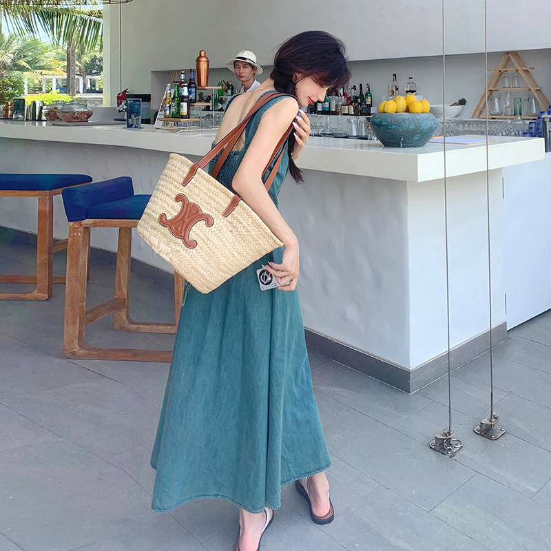 法式减龄盐系牛仔吊带连衣裙女2025夏季新款韩版收腰显瘦度假长裙,女装连衣裙,2C057