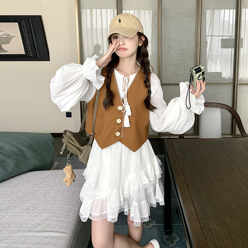 韩系甜美减龄初恋蛋糕裙套装女2025春秋季新款显瘦复古马甲两件套,女装连衣裙,2D035