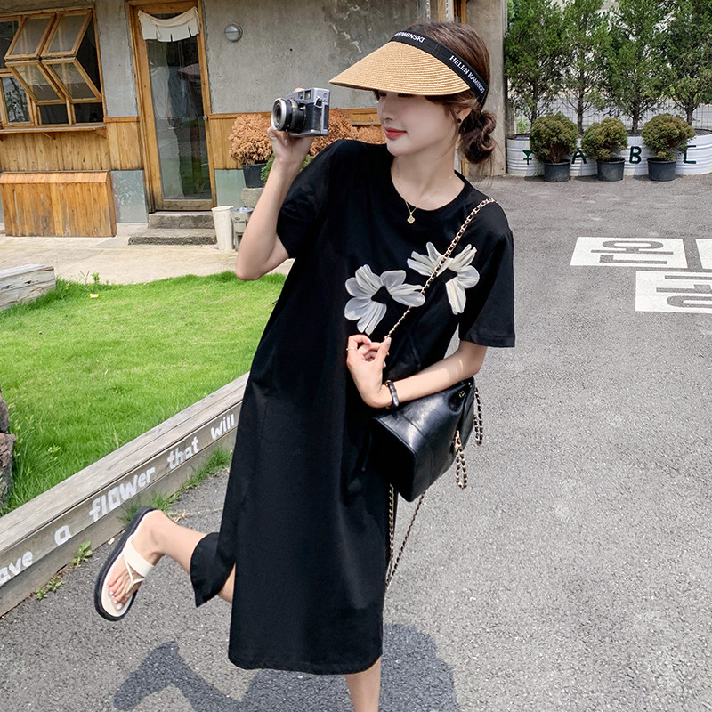 韩系休闲黑色连衣裙女夏2025新款别致立体绣花宽松显瘦直筒t恤裙,女装连衣裙,2C113