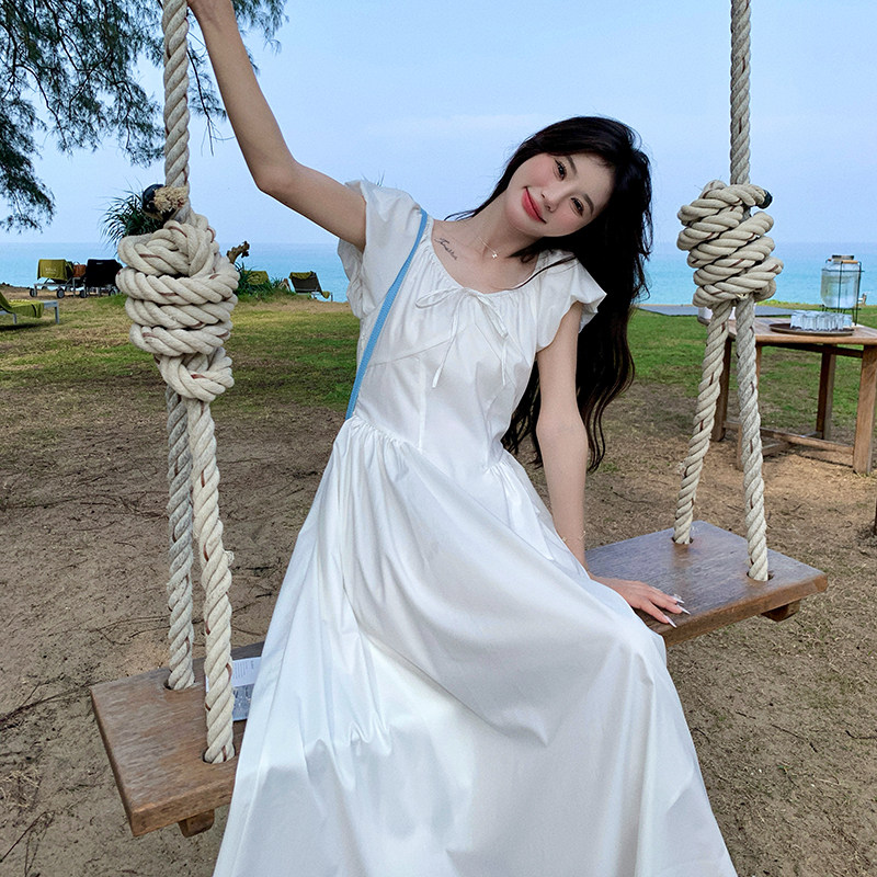 白色泡泡袖减龄连衣裙女2025春夏新款法式高腰显瘦温柔风初恋长裙,女装连衣裙,2C263