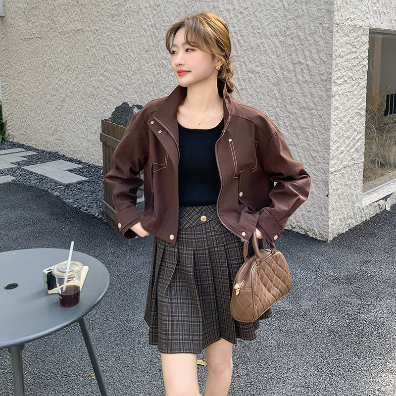 咖色立领工装百搭减龄短外套女春秋2025新款小个子巨好看流行上衣,女装短外套,2C326