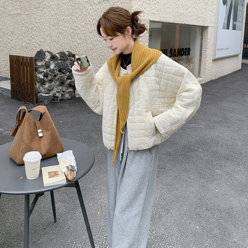针织披肩米白色丝绒羽绒棉服女秋冬2025新款小香风棉袄高级感棉衣图片