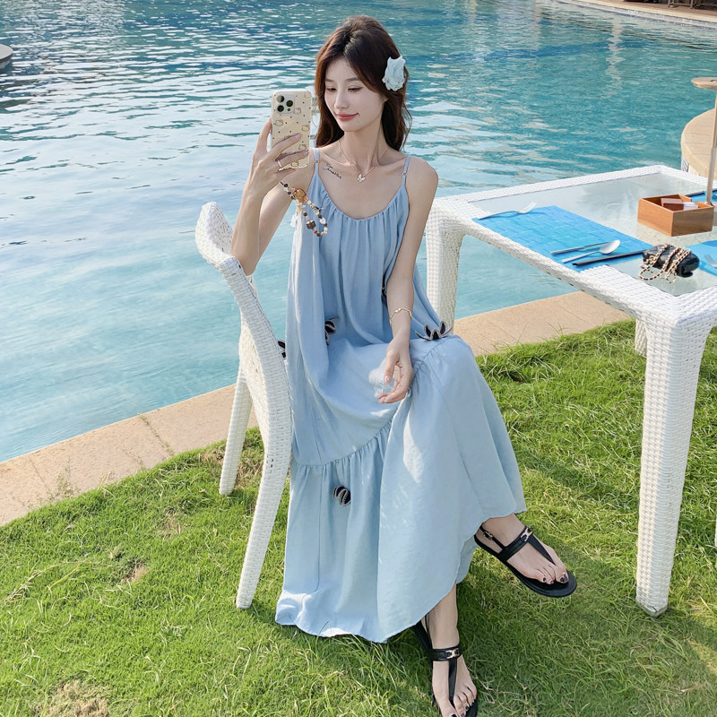 蓝色立体花朵连衣裙女2025年夏季新款独特漂亮海边度假风吊带长裙,女装连衣裙,2C131