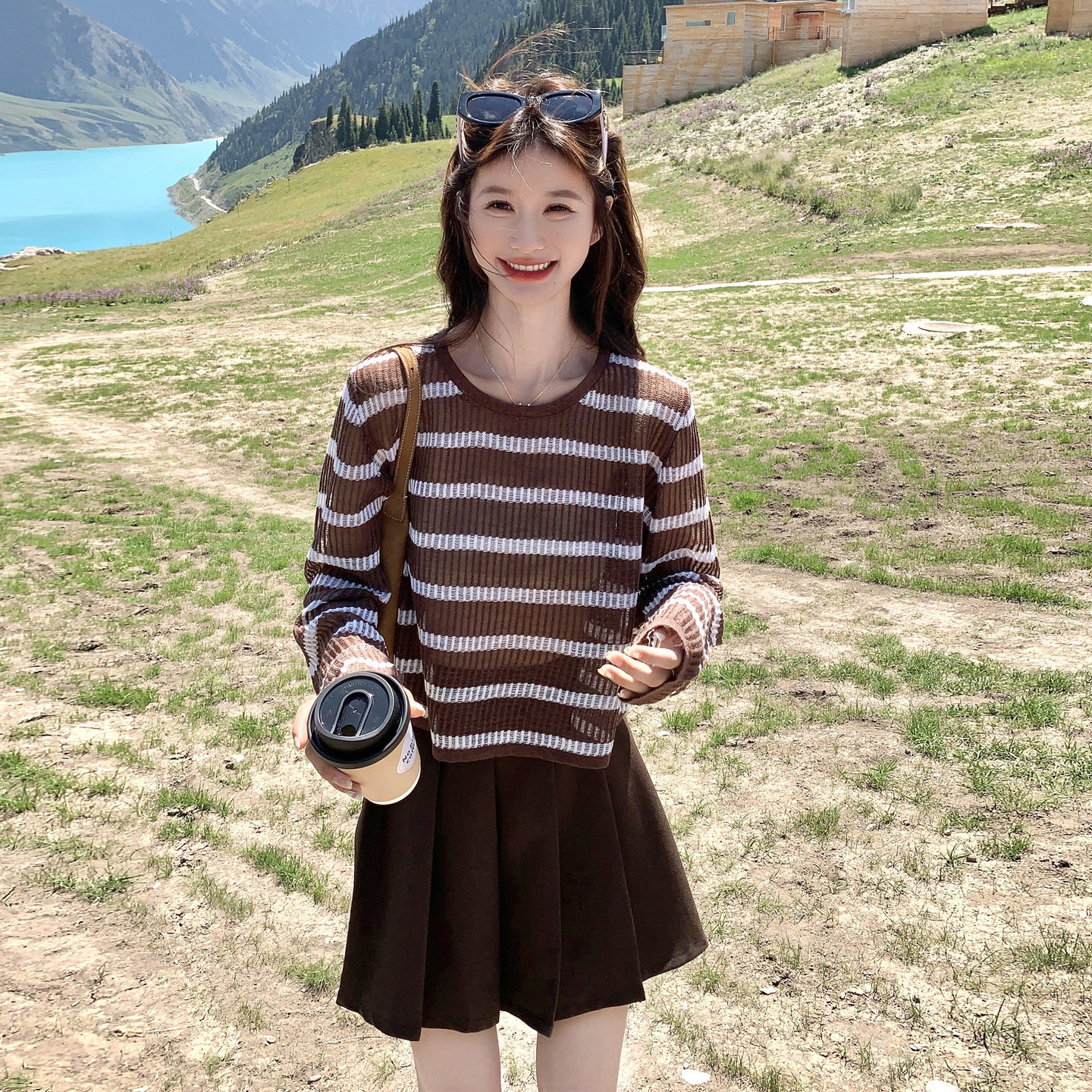 美拉德穿搭咖色条纹套装女春秋超火好看高级感针织衫半身裙两件套,女装套装/套裙,2C135