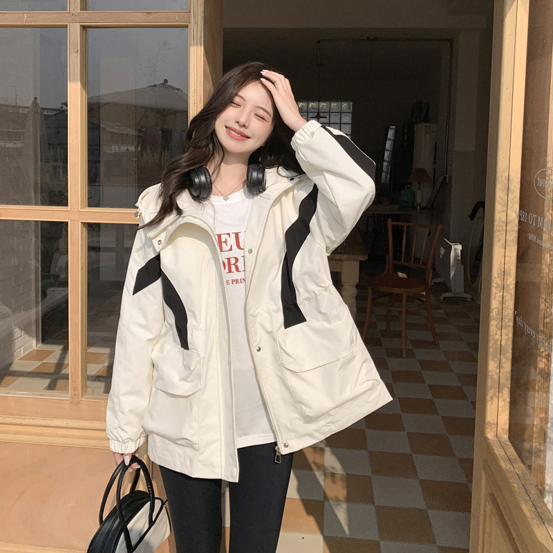 白色连帽冲锋衣外套女春秋2025新款韩版宽松流行工装夹克上衣潮,女装风衣,2C266