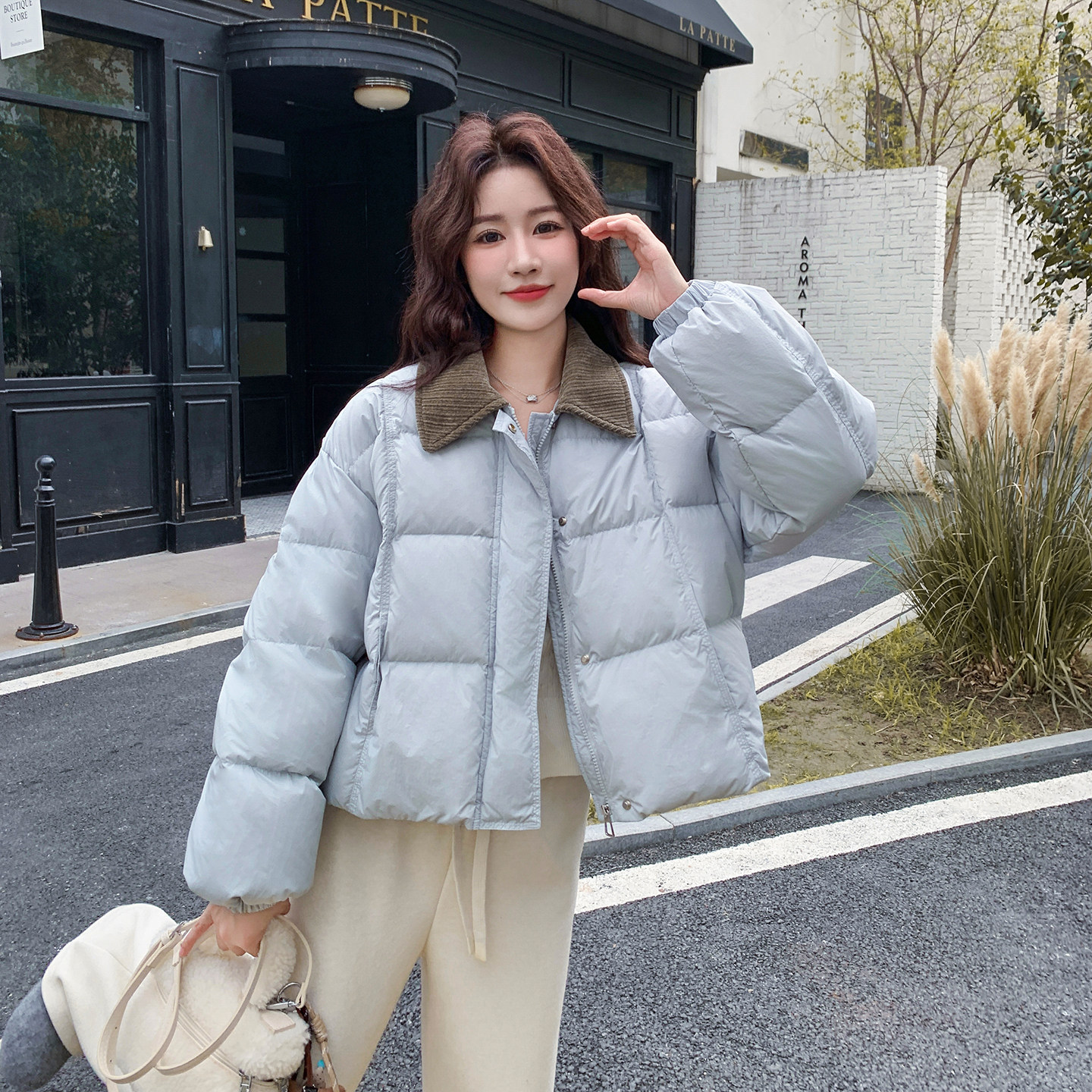 撞色灯芯绒拼接短款羽绒服女2025冬季新款小个子白鸭绒保暖外套,女装羽绒服,2D078