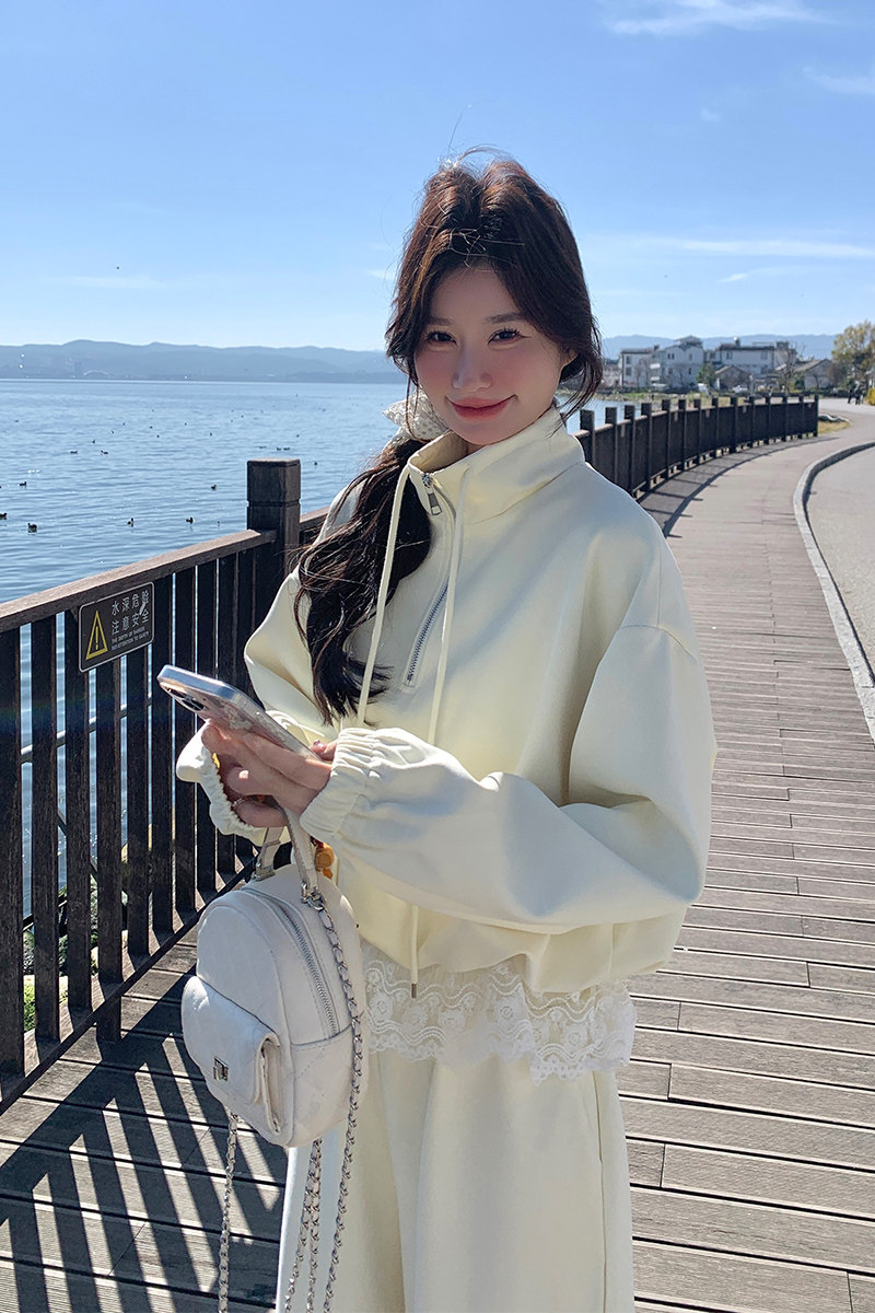 秋季数据现货！超美休闲套装上衣拼接蕾丝嫩黄色超绝颜色,女装套装/套裙,2C015