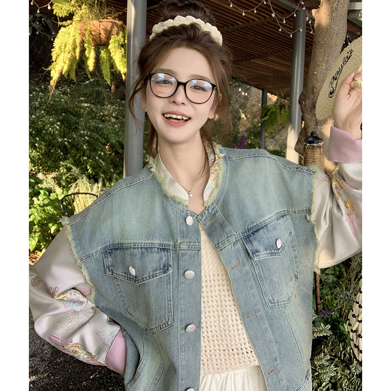 国风牛仔外套女新中式拼接夹克2025年春季新款小个子撞色短款上衣,女装短外套,2C098
