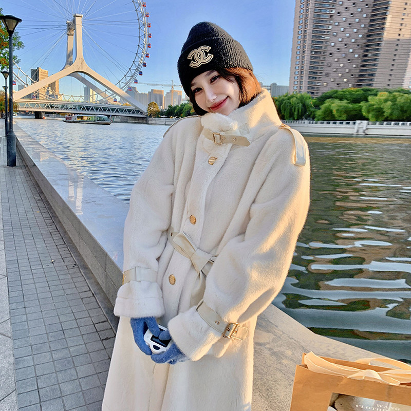 冬季新款皮毛一体大衣外套2C018-1835-P215K318,女装毛呢外套,2C018