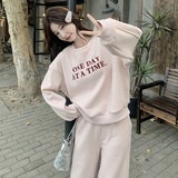 现货：春装新款韩系流行刺绣卫衣裤子套装2C135-6873P175K258，女装套装/套裙，2C135