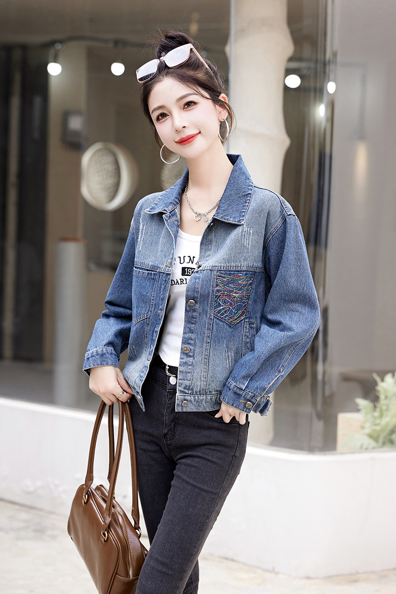 复古港风牛仔外套女2023春秋新款高级感刺绣翻领休闲百搭短款上衣,女装短外套,新感觉