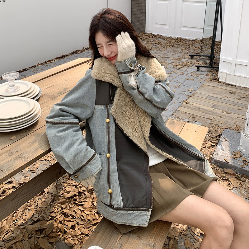 牛仔皮毛一体羊羔毛外套女秋冬巨好看减龄小个子流行爆款加厚棉服,女装皮草,2C299