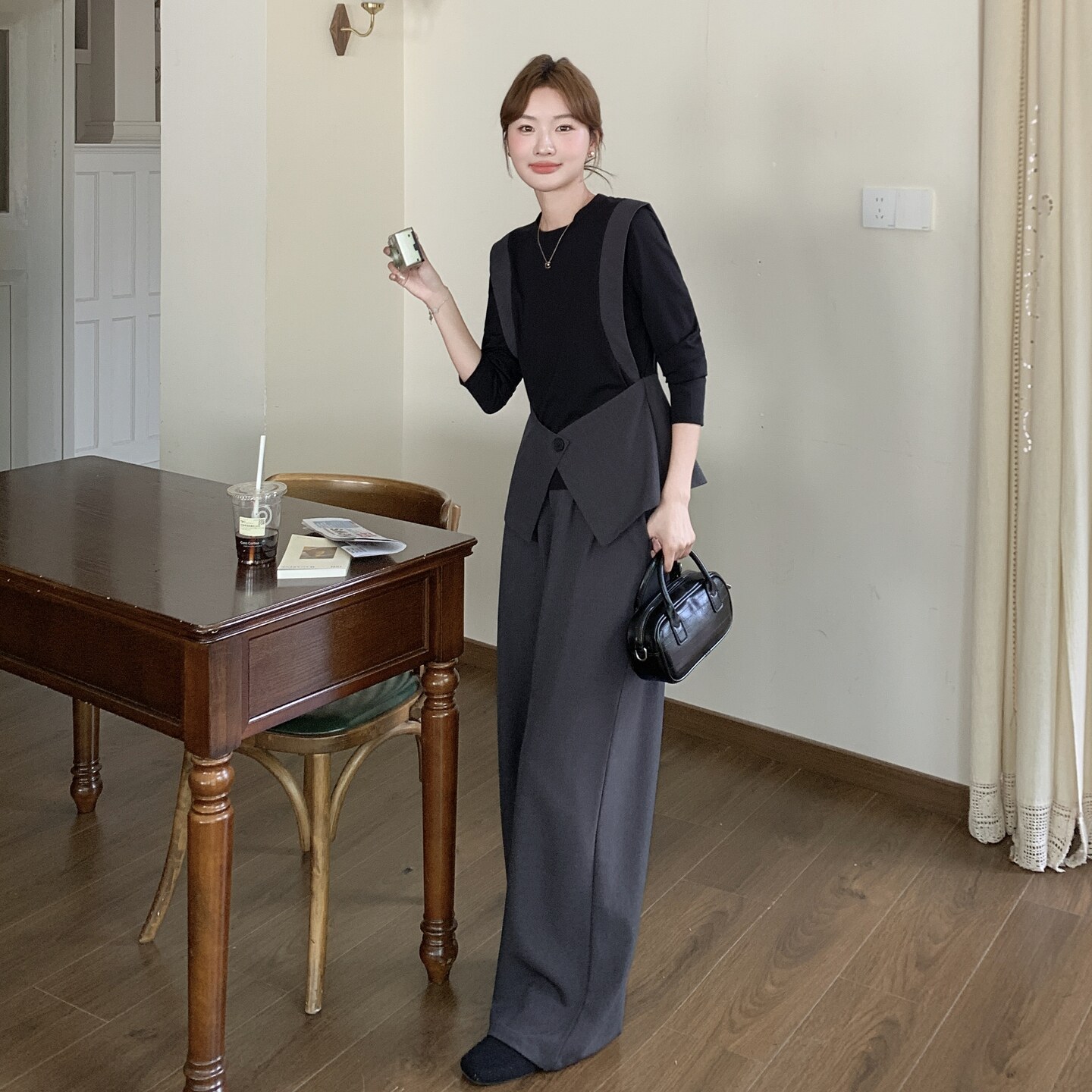 高级感休闲时尚洋气减龄阔腿裤两件套2025新款独特绝美小套装早秋,女装套装/套裙,2C012