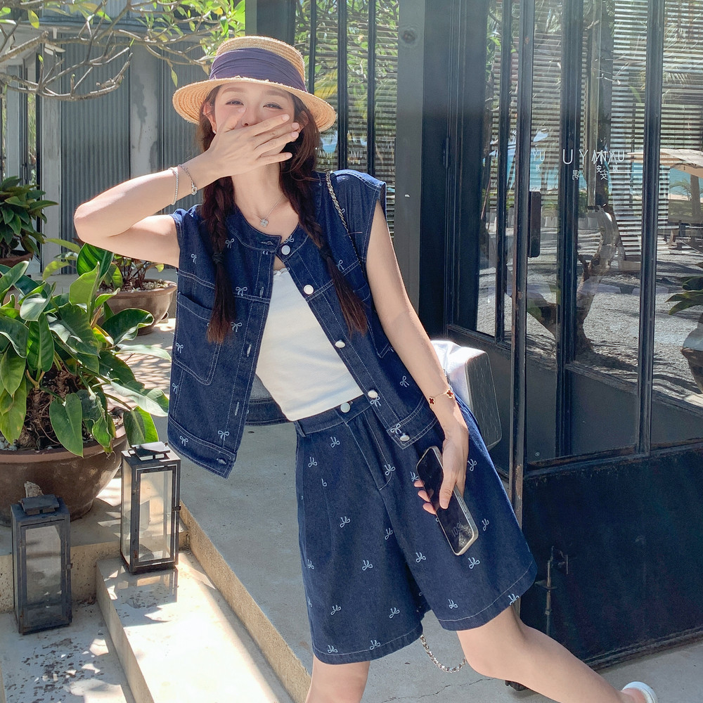 小个子盐甜系穿搭牛仔马甲套装女夏新款轻薄休闲显瘦短裤两件套图片