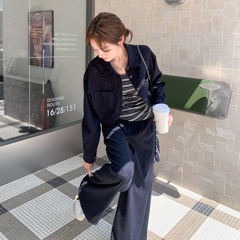 设计感条纹打底套装女2025秋新款时尚减龄短外套显瘦阔腿裤三件套,女装套装/套裙,2C092