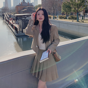 西服外套百褶裙两件套2023春季新款韩系chic减龄短款小西装套装女图片