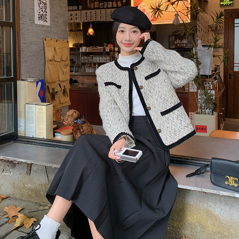粗花呢小香风外套女2024春秋新款高级感韩版小个子别致漂亮短上衣图片