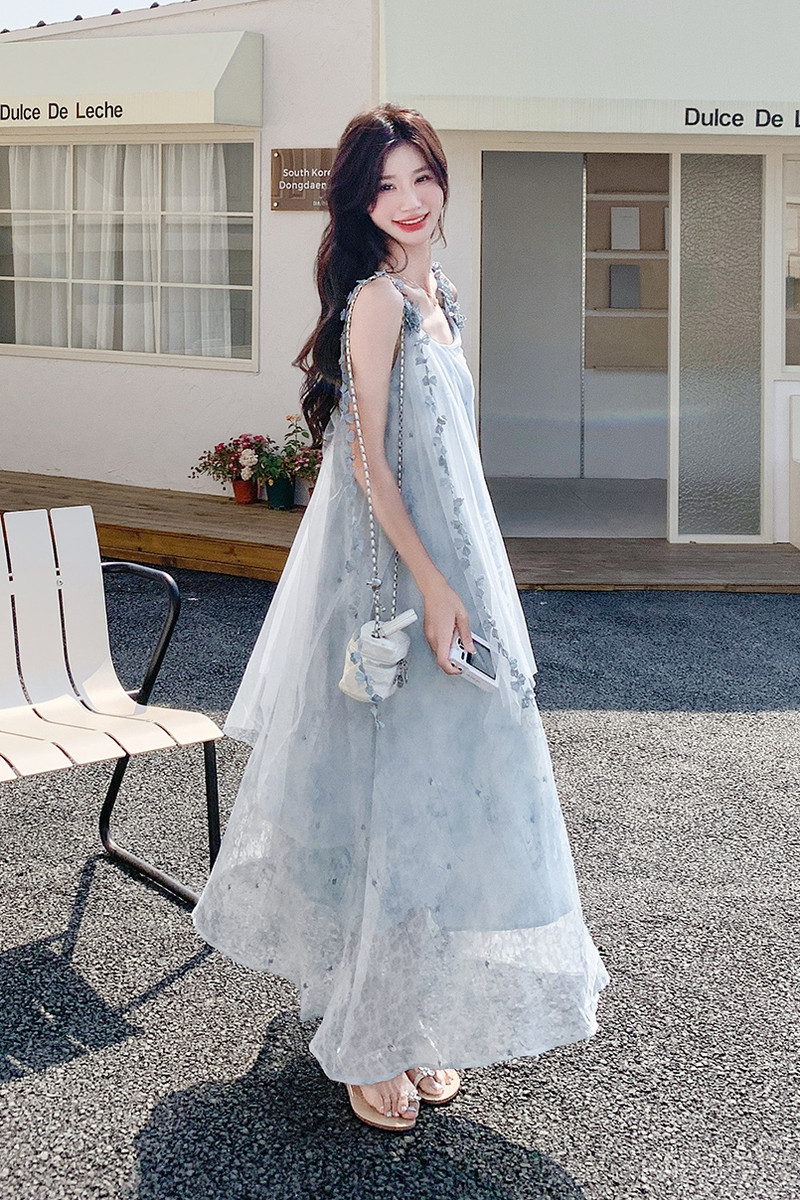 独特绝美蓝色薄纱连衣裙女夏2025新款超好看温柔气质连身吊带长裙,女装连衣裙,2B237