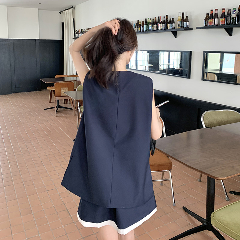 藏蓝色轻熟风穿搭刺绣牛仔套装女夏2025年超火无袖背心短裤两件套,女装套装/套裙,2C166
