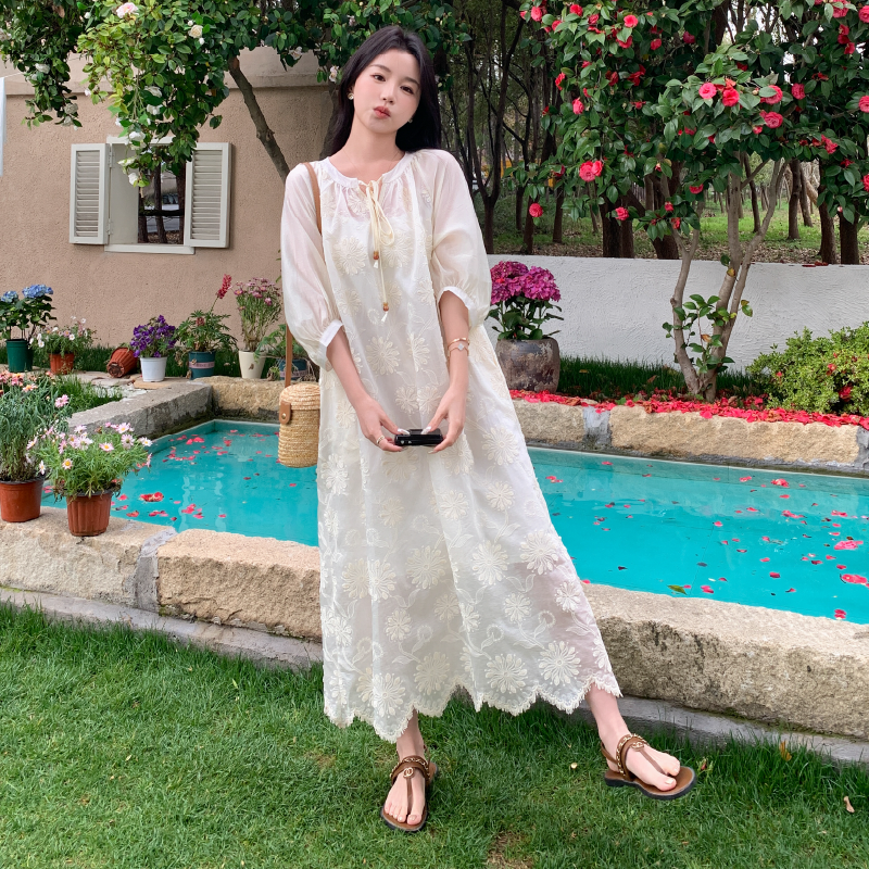 法式提花白色连衣裙女2025新款夏季小个子甜美减龄气质高级感长裙,女装连衣裙,2D146
