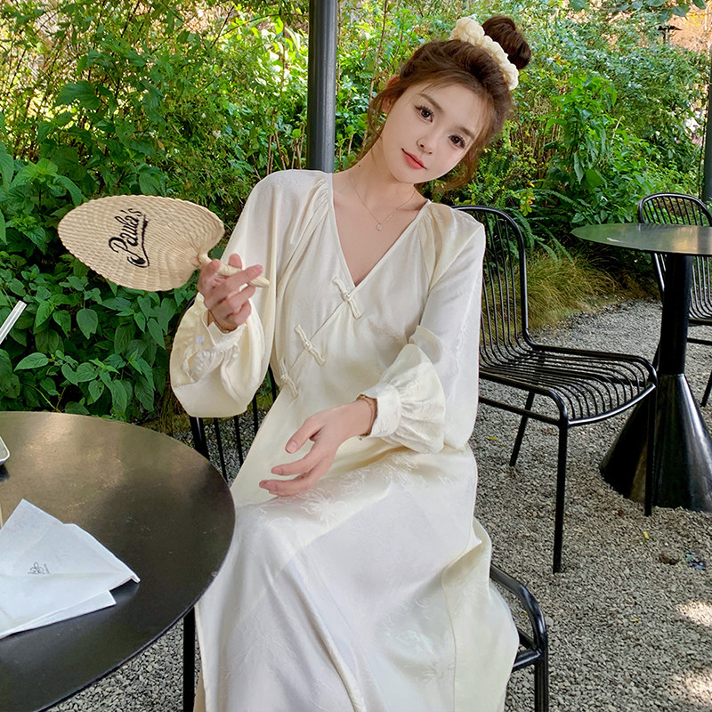 新中式国风盘扣提花连衣裙女2025春秋季新款复古别致超好看长裙子,女装连衣裙,2C085