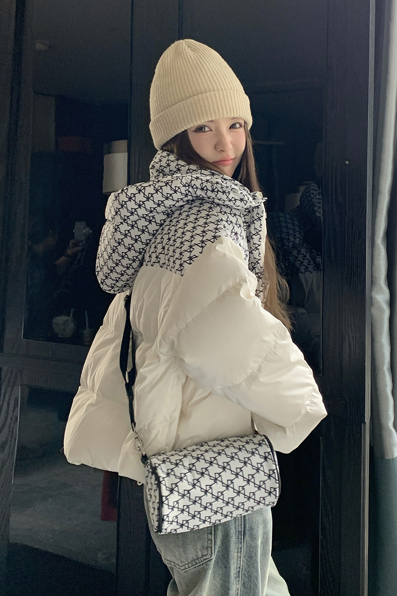 【新款】已出大货时尚连帽白色拼接羽绒服088-9915p195k298,女装短外套,2C088