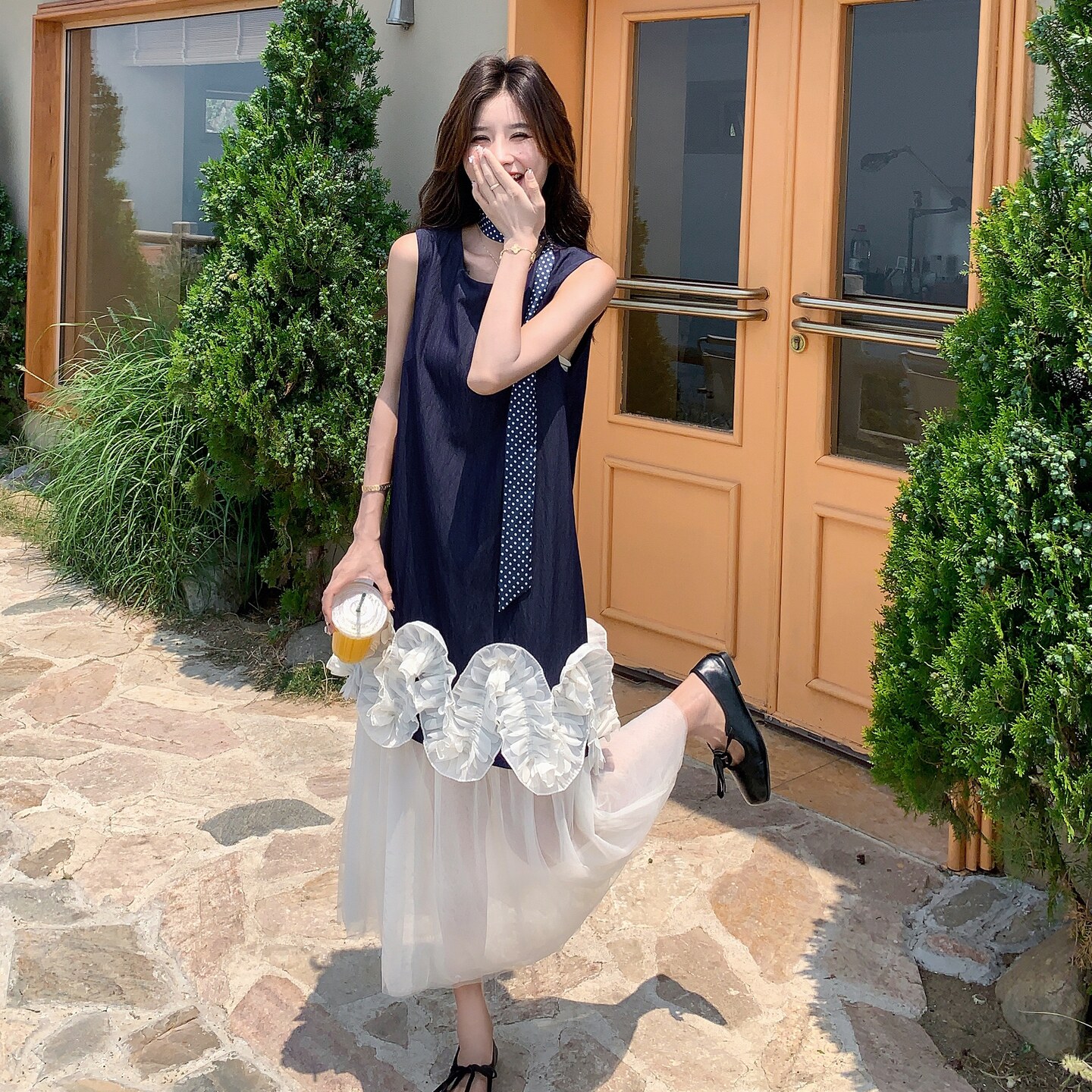 小香风木耳边无袖吊带连衣裙女夏2025新款度假风流行超火背心裙,女装连衣裙,2D008