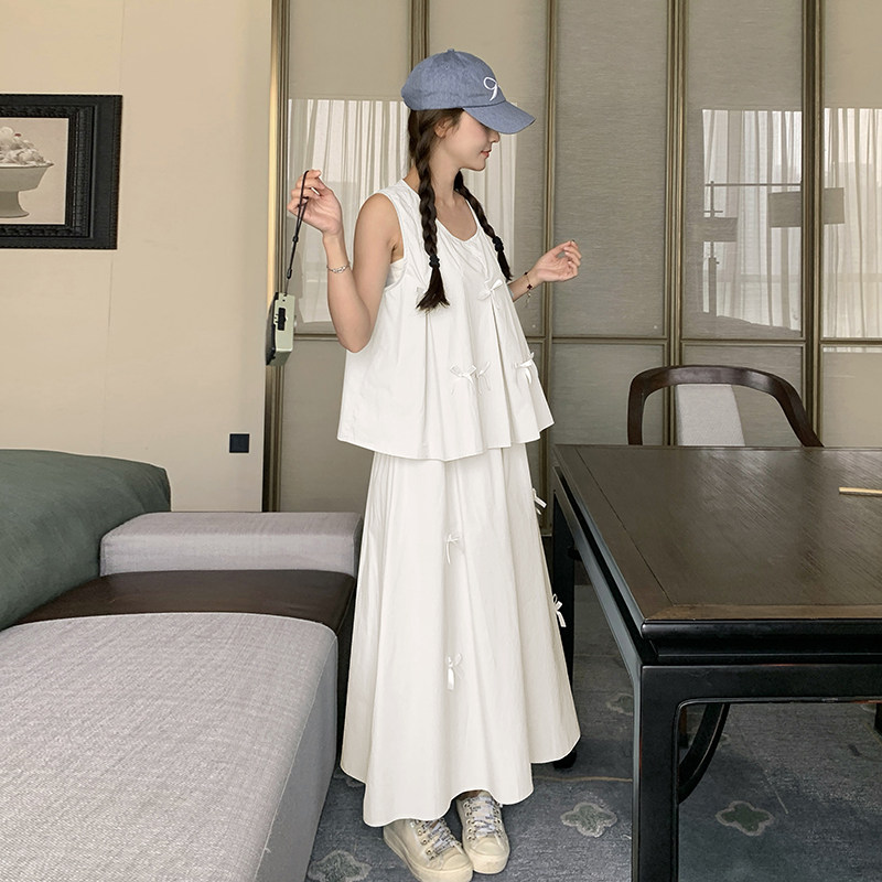 蓝色蝴蝶结无袖上衣套装夏女2025新款韩系设计感甜美半身裙两件套,女装套装/套裙,2C113