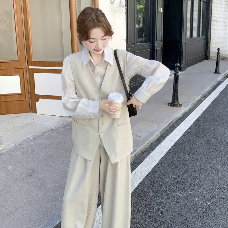 法式减龄气质马甲衬衫阔腿裤套装女2025年秋季新款高级感三件套潮,女装套装/套裙,2C203