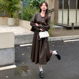 2025年秋季美拉德PU女装女士精品皮百折裙，女装皮衣，2C291