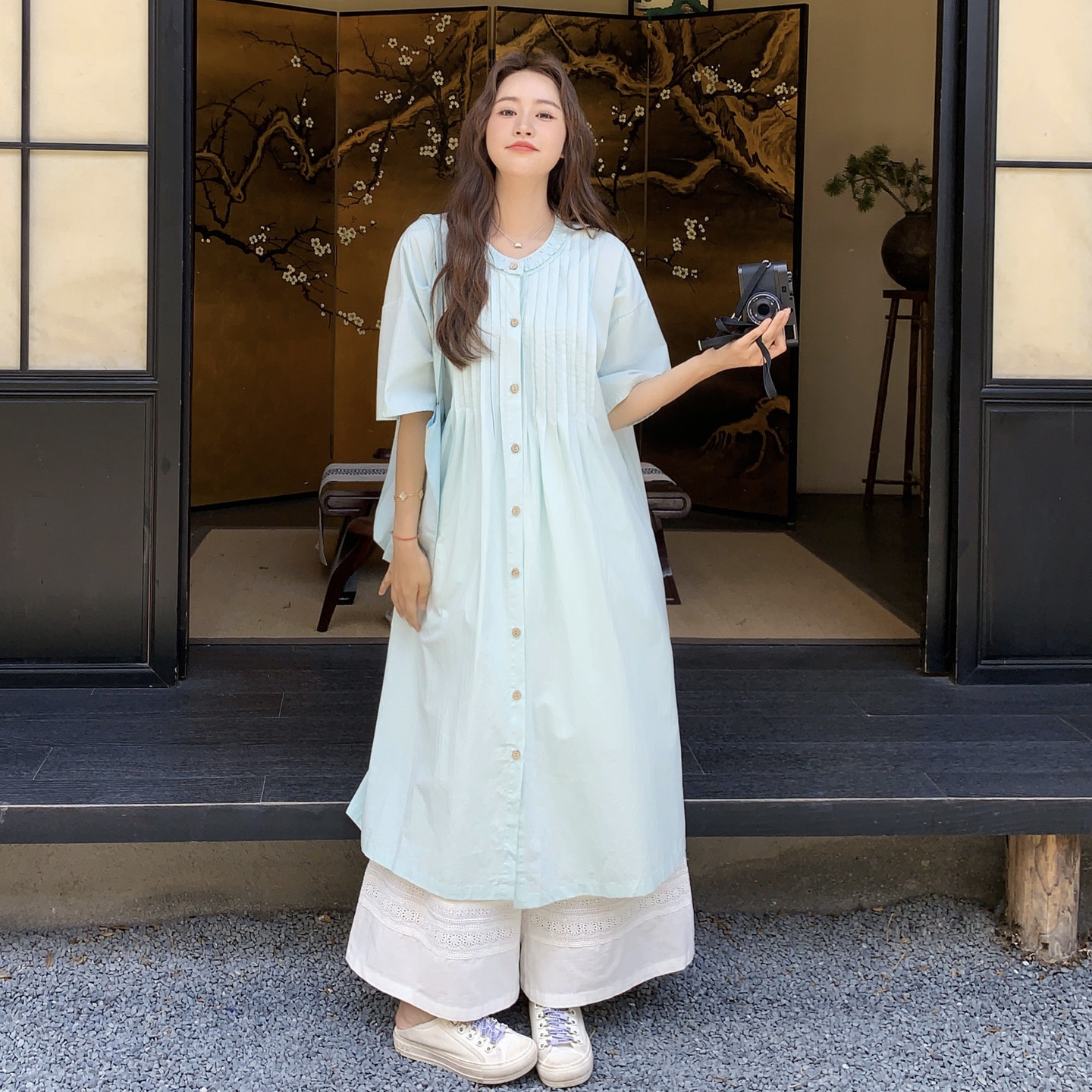 日系褶皱圆领短袖连衣裙套装女夏季2025新款单排扣宽松衬衫阔腿裤,女装套装/套裙,2C218