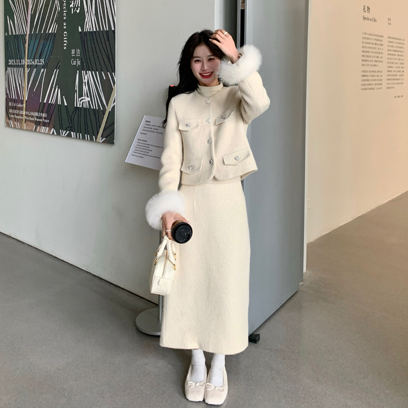 袖口狐狸毛领小香风羽绒服半身裙套装3152-P260-K388,女装羽绒服,2C126