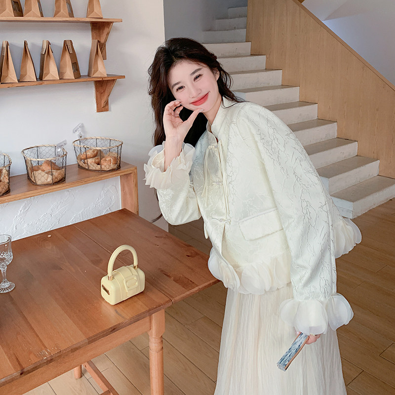 立体花边新中式国风外套女春秋2025新款短款小个子立领盘扣上衣,女装短外套,2C203