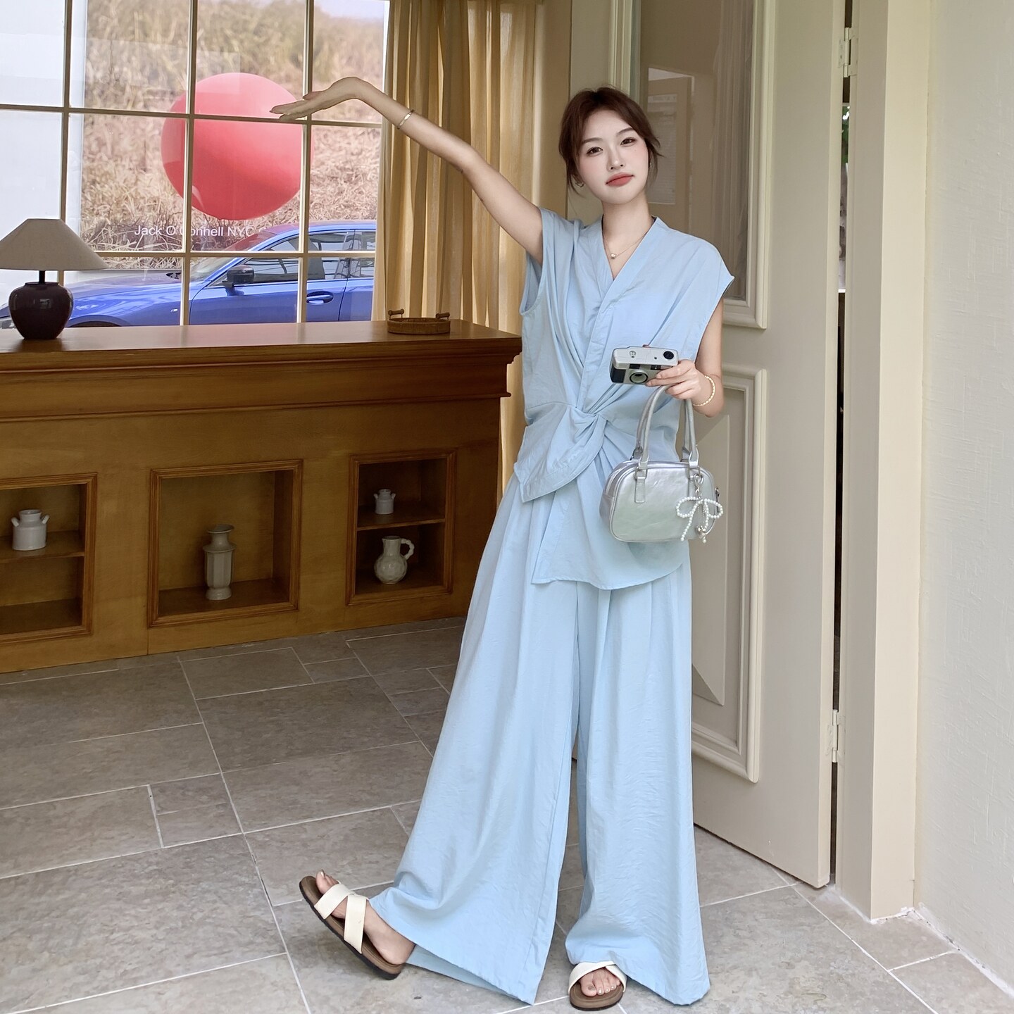 褶皱蓝色无袖衬衫阔腿裤套装女夏韩里韩气两件套爆款超火流行气质,女装套装/套裙,2D078