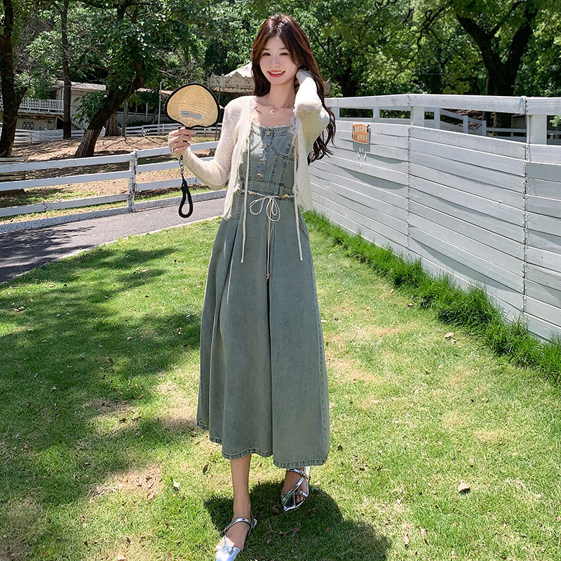 气质甜美风蕾丝拼接针织开衫两件套女夏季2025优雅牛仔吊带裙套装,女装套装/套裙,2D078