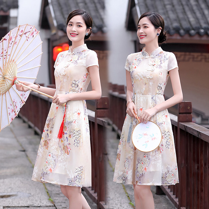 高档旗袍超精致2025年夏季新款简约优雅气质复古立领设计时尚修身图片