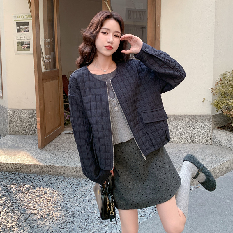 慵懒风休闲圆领外套女2025秋季新款设计感简约百搭小个子短款上衣,女装短外套,2C215