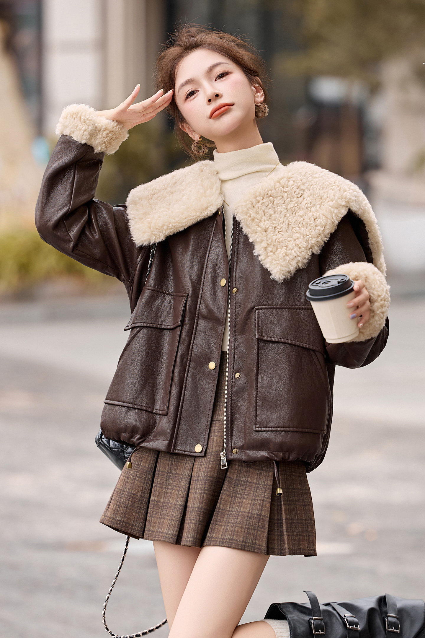 洋气大毛领加绒加厚外套皮棉衣女冬季新款小个子短款,女装皮衣,英标秀（1C119）