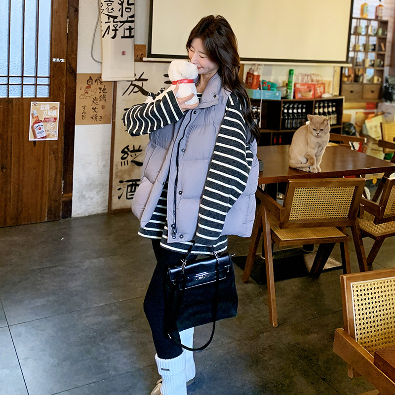 紫色羽绒服马甲女秋冬2025新款立领设计感宽松保暖减龄面包服外套图片
