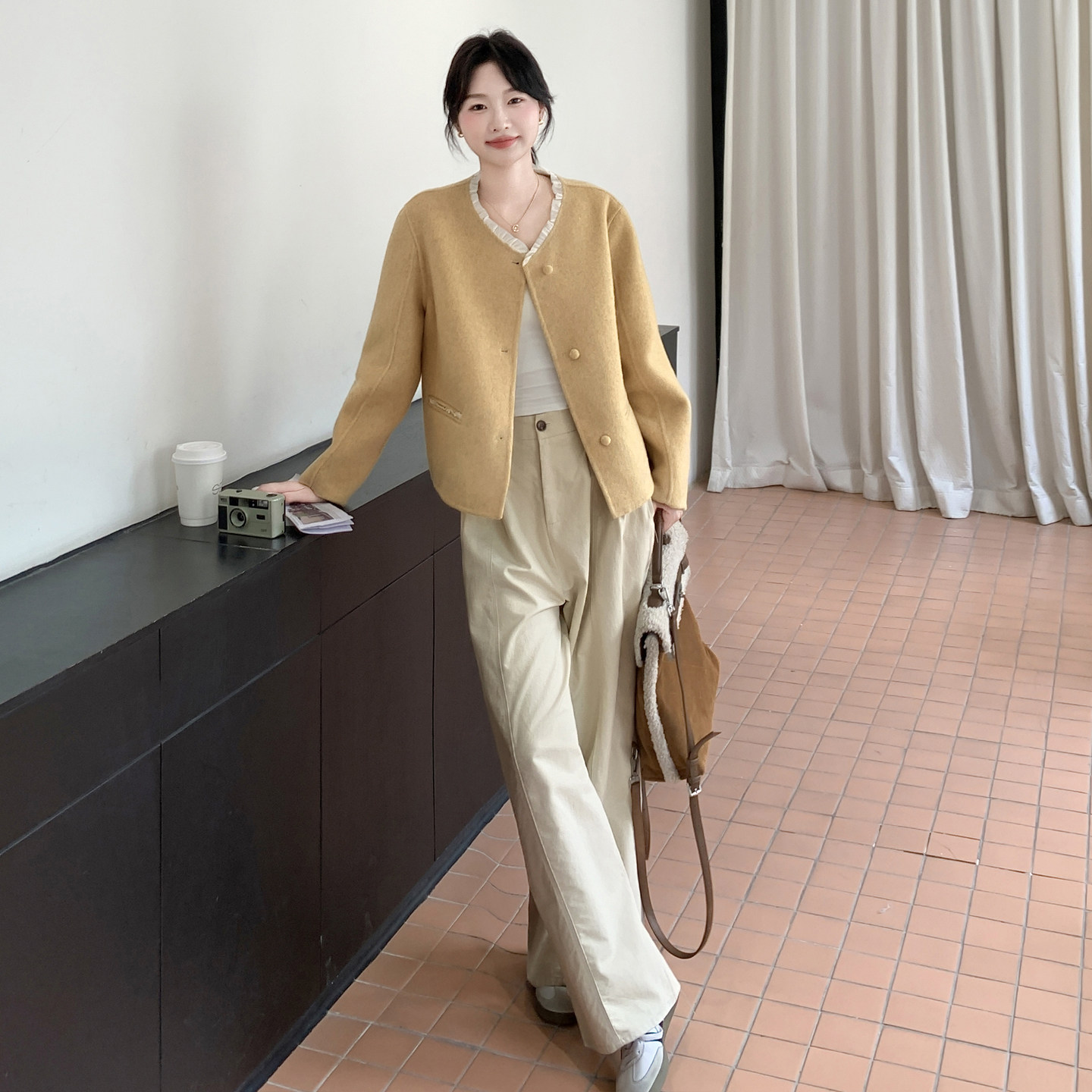 2025秋季新款高级感花边小香风短款羊毛大衣双面呢子毛呢羊绒外套,女装毛呢外套,2D008