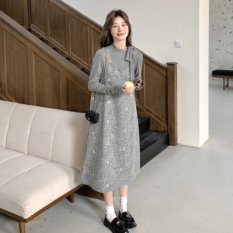 灰色蝴蝶结背心裙连衣裙女2025年春秋季新款减龄高级感气质两件套,女装套装/套裙,2C332